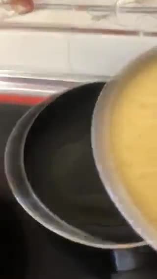 Foto del paso 5 de la receta: Tortilla francesa con huevo de EMU 🦃🪿queso y jamón York