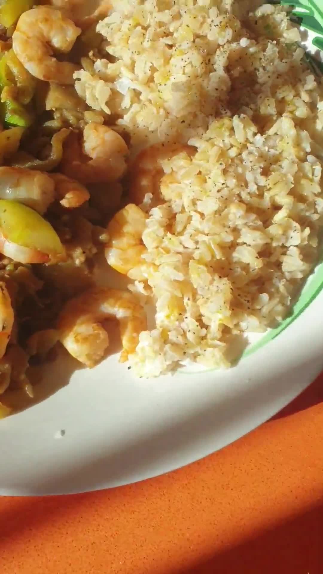 Foto del paso 5 de la receta: Wok de langostinos antiinflamatorio