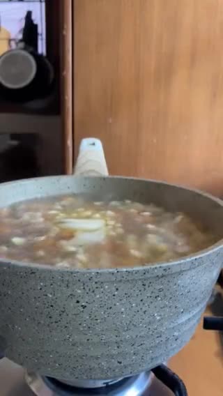 Foto langkah ke 4 dari resep Sup Bola Daging.