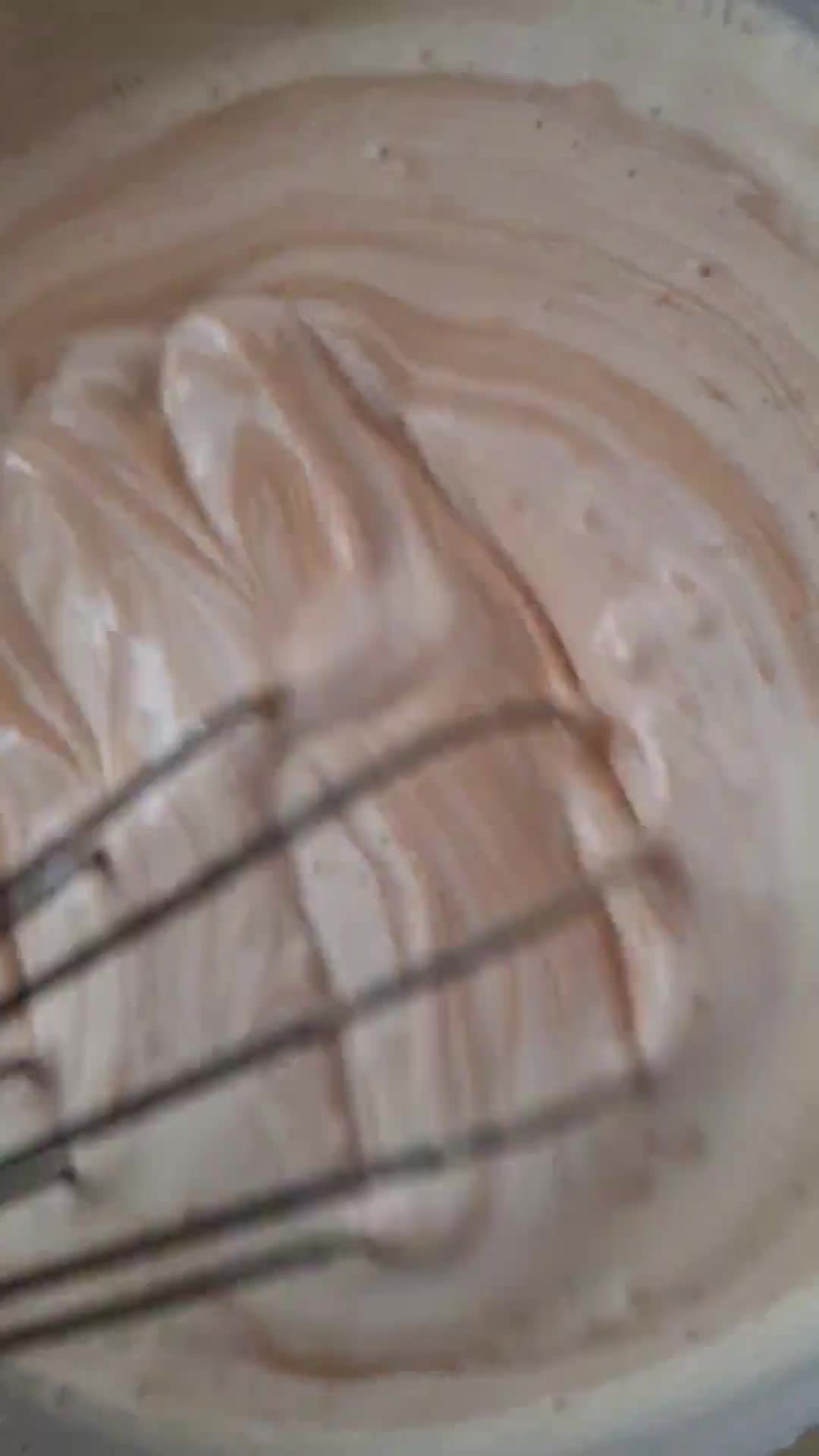 Foto del paso 1 de la receta: Postre de queso crema y dulce de leche inspirado en Tiramisú ☕ Postre de cucharear
