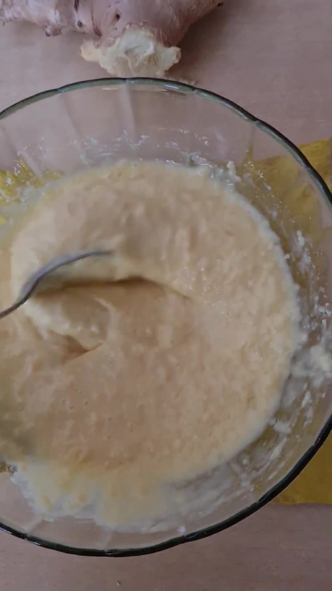 Foto del paso 1 de la receta: Pancitos de queso y jengibre 🫚 Pancitos sin harina 🍞 altos en proteínas y sabor