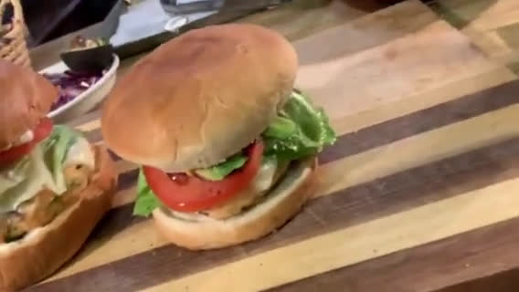 Foto del paso 6 de la receta: Hamburguesas de Salmón