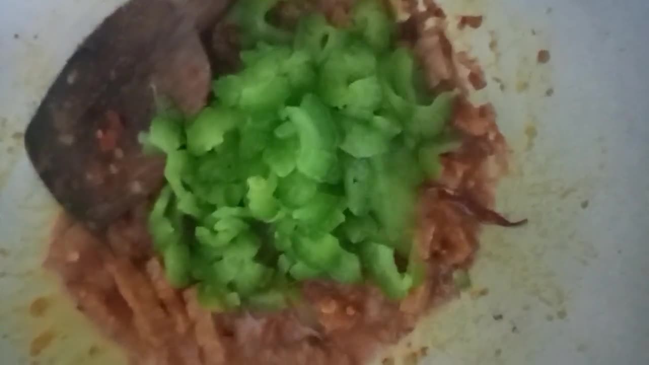 Foto langkah ke 3 dari resep Tumis Pare Tempe Tauge.