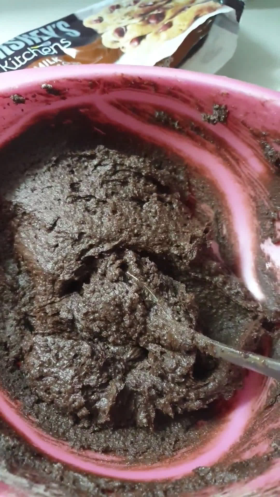 صورة لخطوة 2 من وصفة كوكيز دبل شوكليت 🍪