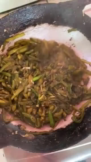 Foto langkah ke 4 dari resep Tumis Genjer Rawit Ijo.