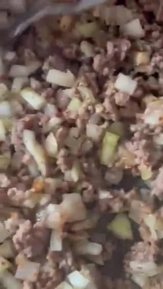 صورة لخطوة 3 من وصفة حشوة السمبوسة باللحمة والشبت