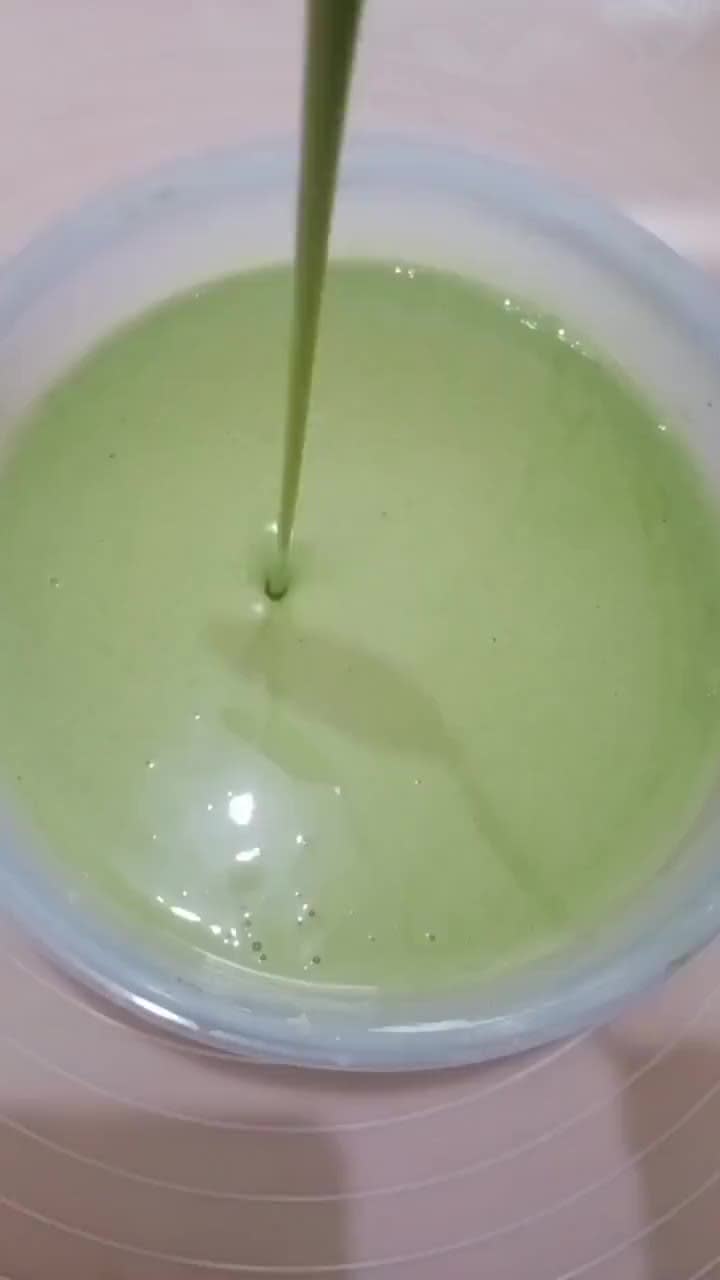 Foto langkah ke 3 dari resep Cucur Pandan (Tanpa mixer).