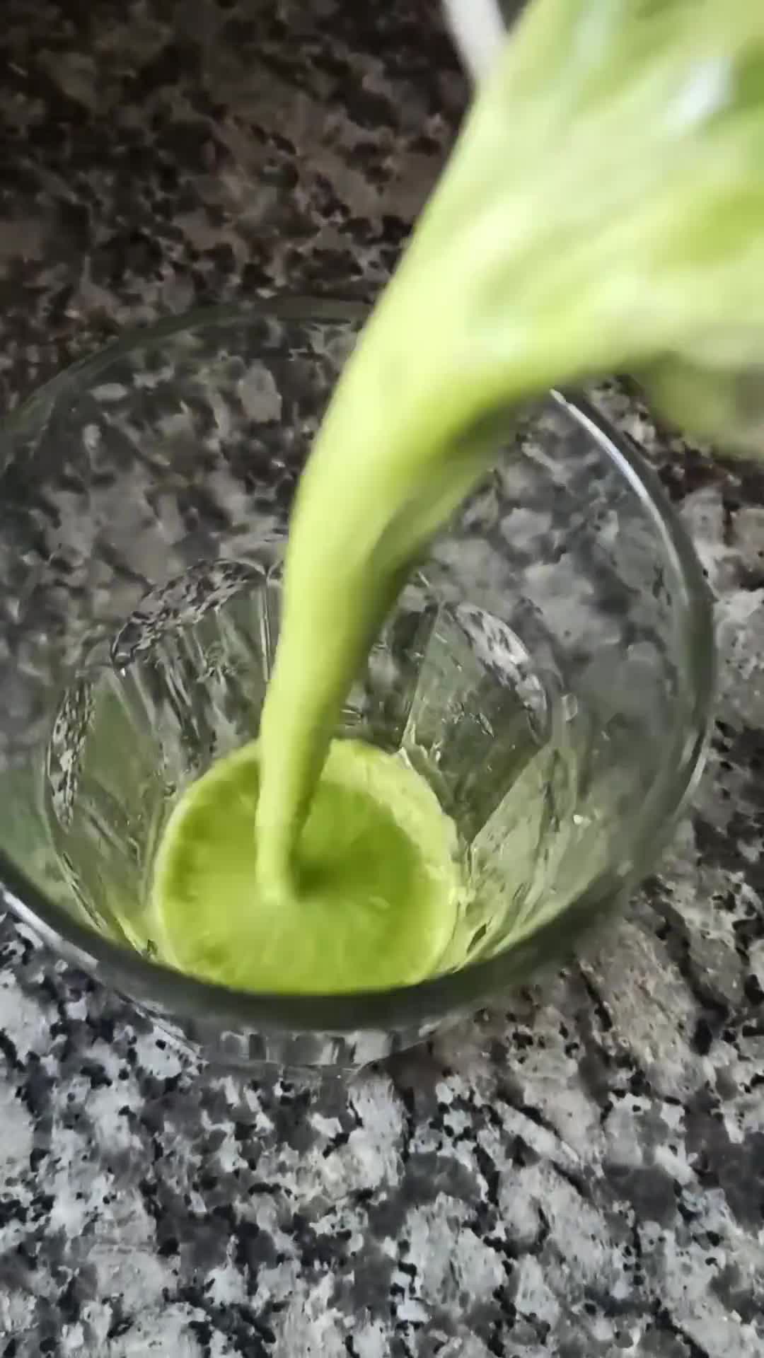 Foto del paso 4 de la receta: Smoothie: manzana - almendras - espinacas
