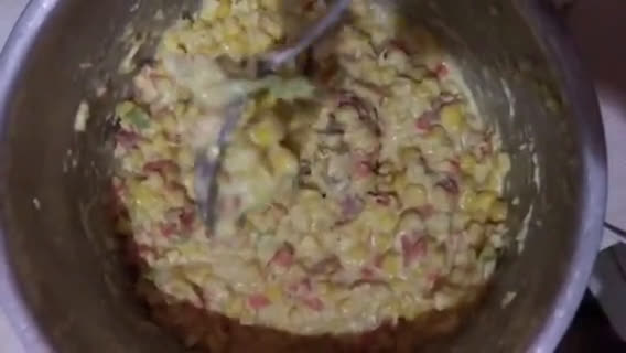 Foto langkah ke 3 dari resep Bakwan Jagung Keju.