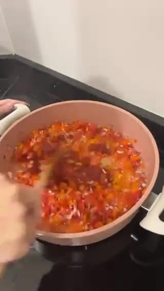صورة لخطوة 2 من وصفة برياني ربيان حركات 🍤🍚