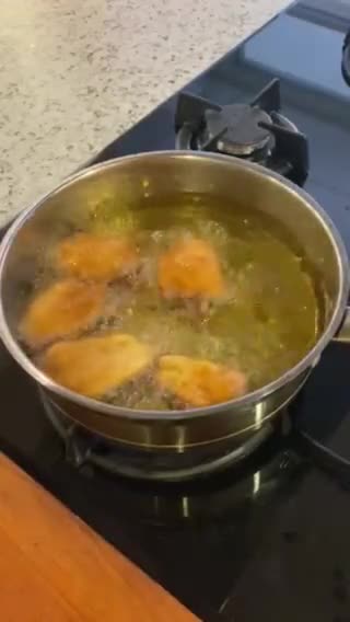 Foto langkah ke 4 dari resep Pisang Goreng Gluten Free.