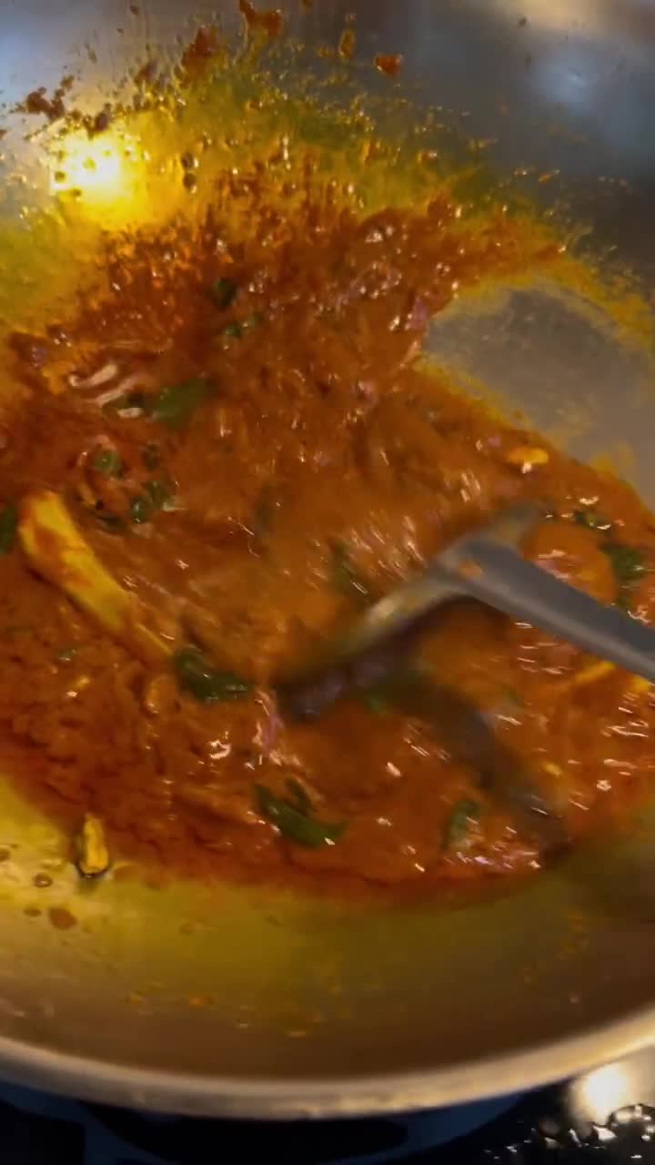 Gambar langkah 3 resipi Gulai Kari Daging.