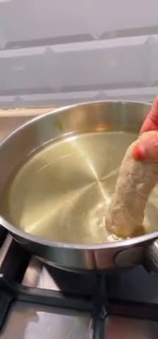 صورة لخطوة 3 من وصفة كبيبة واصابع البطاطس بالجبن