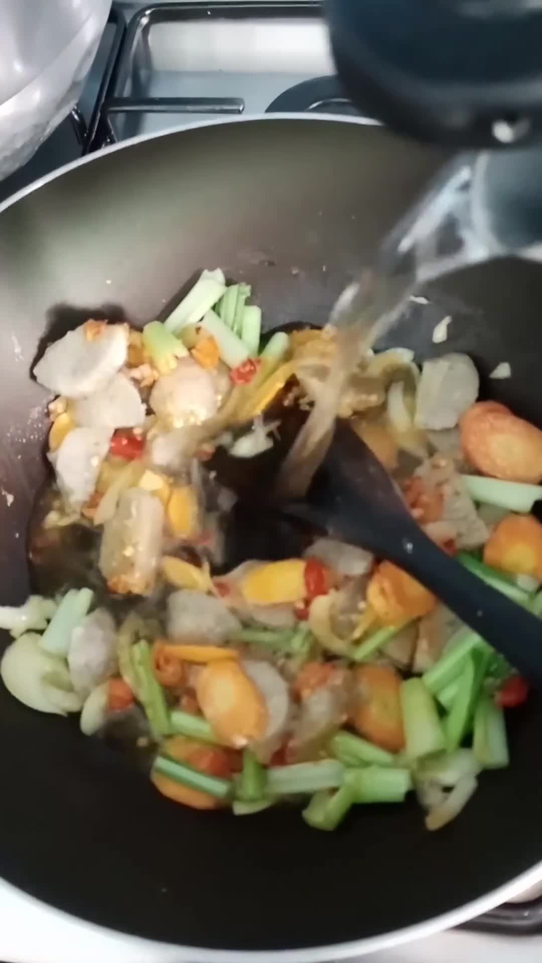 Foto langkah ke 2 dari resep Spaghetti Godog Pedas.