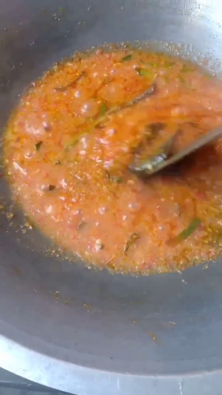 Foto langkah ke 3 dari resep Sambal Cumi masak Habang khas Manado.