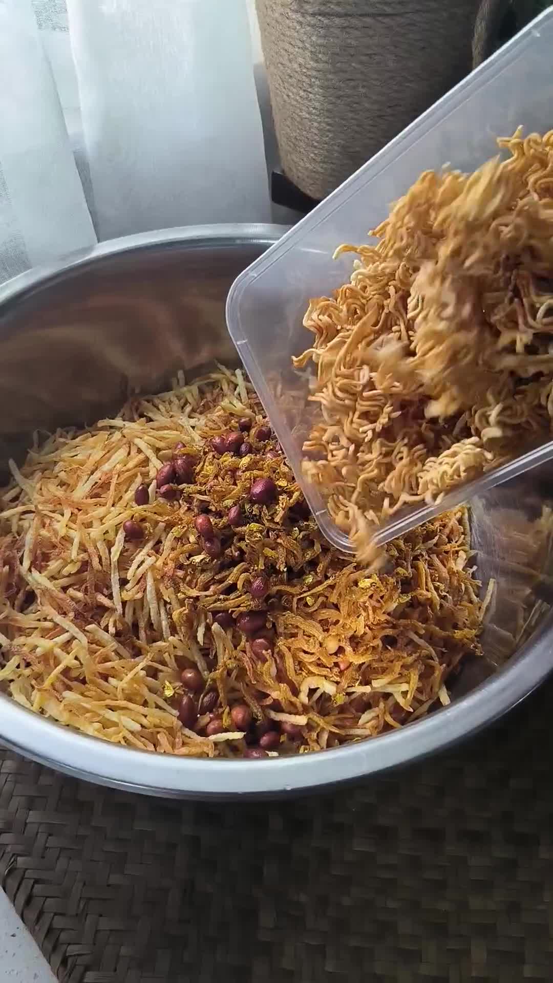 Gambar langkah 2 resipi Sambal goreng jawa kering.