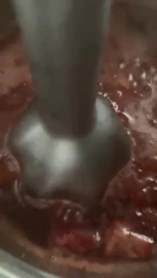 Foto del paso 4 de la receta: Salsa de fresones de Huelva, en 5’