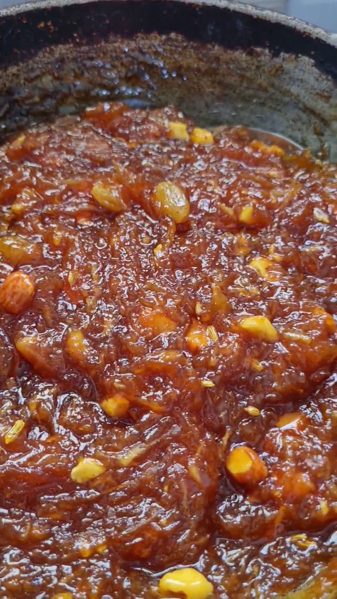 आम की खट्टी मिट्ठी चटनी (aam ki khatti mithi chutney recipe in hindi) रेसिपी चरण 4 फोटो