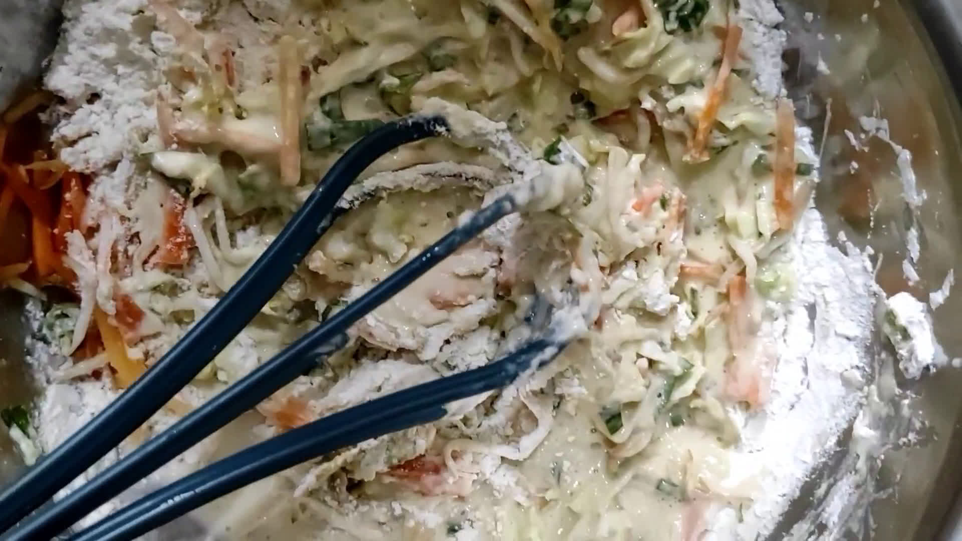 Foto langkah ke 2 dari resep Bakwan Udang (Pia-pia).