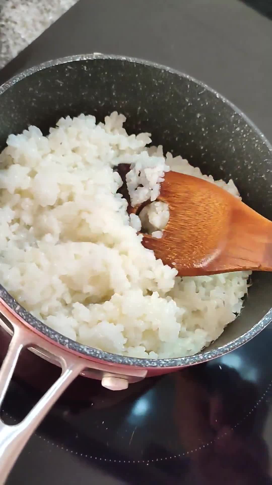 Foto del paso 3 de la receta: Bolitas de arroz BLW