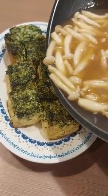 Foto langkah ke 9 dari resep Spinach Tofu with mushroom sauce ala Resto.