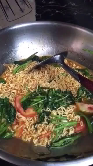 Foto langkah ke 4 dari resep Mie Tek Tek Super simpel.