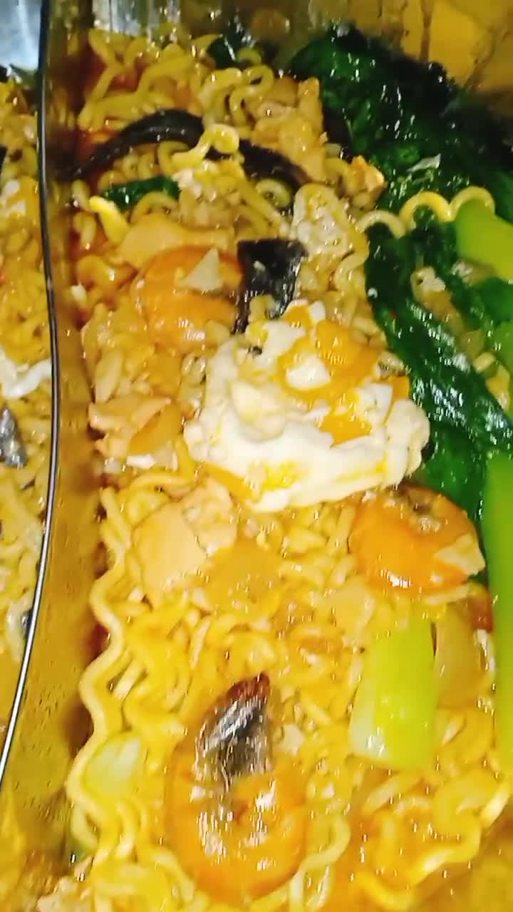 Foto langkah ke 6 dari resep Ramen.
