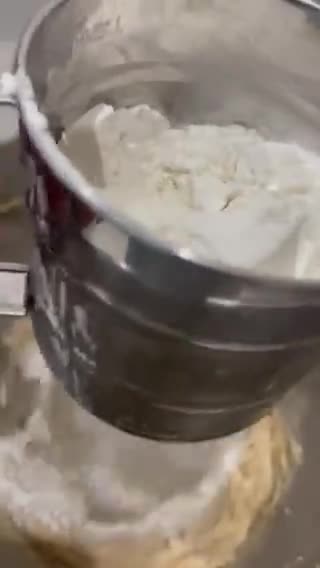 صورة لخطوة 3 من وصفة كوكيز الشوكولاتة