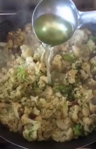 Foto del passaggio 3 della ricetta Pasta “chi vrocculi arriminati”🌷