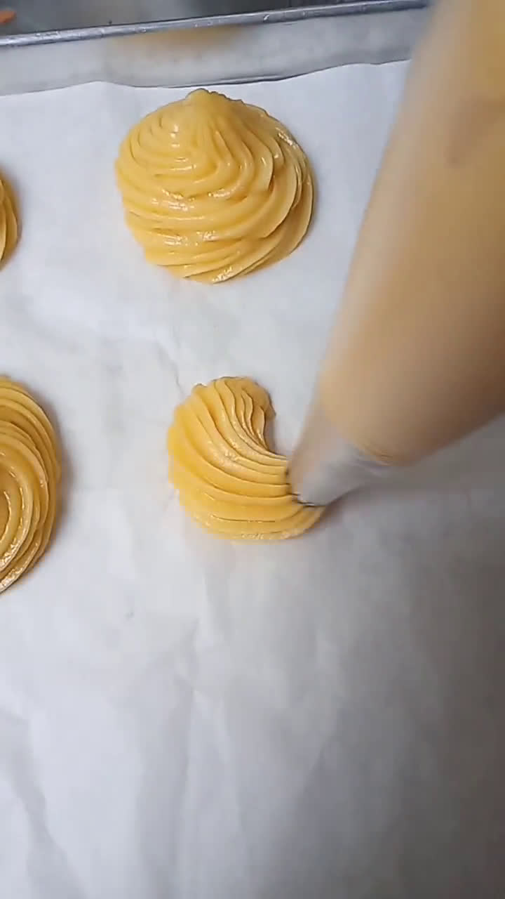 Foto langkah ke 4 dari resep Soes.