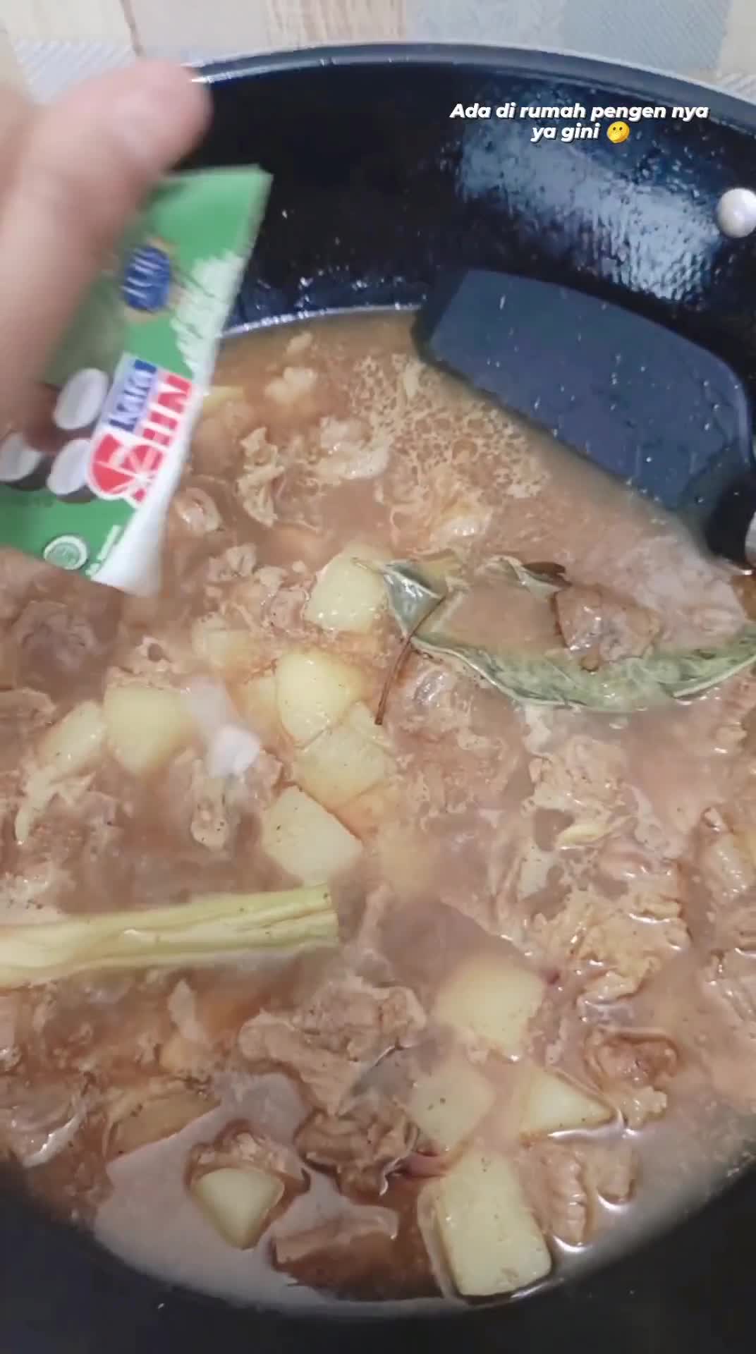 Foto langkah ke 4 dari resep Daging sapi bumbu kare indofood.