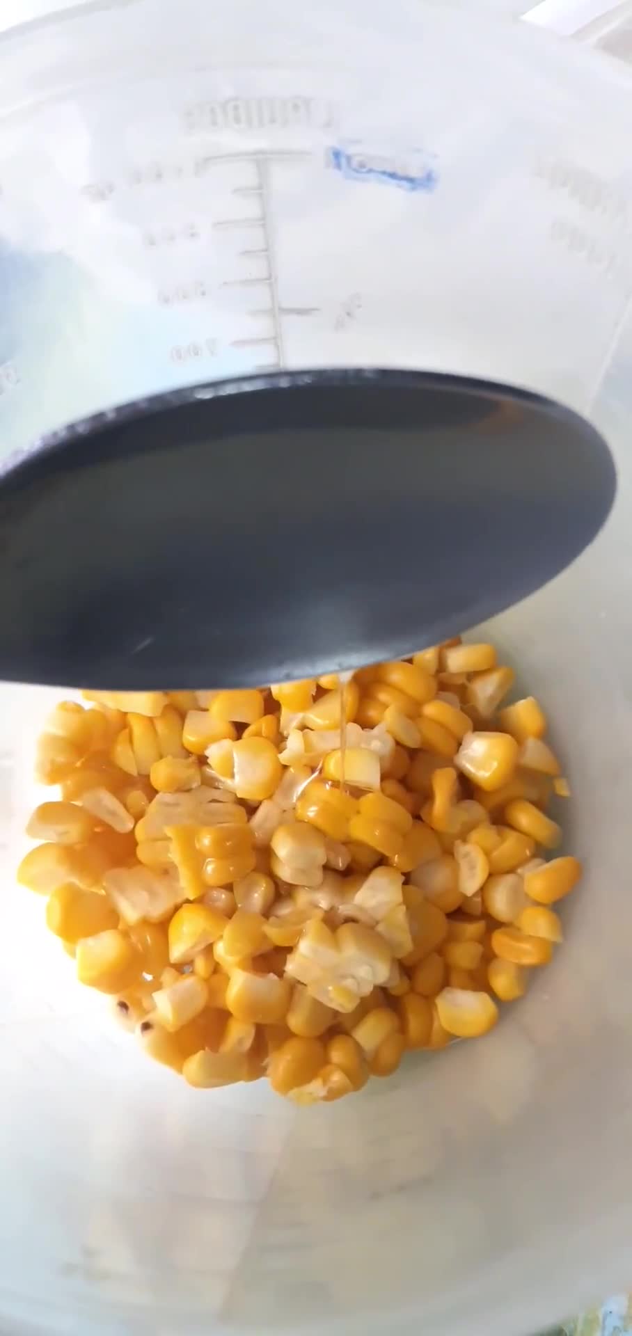 Foto del paso 1 de la receta: Pancakes de choclo🌽
