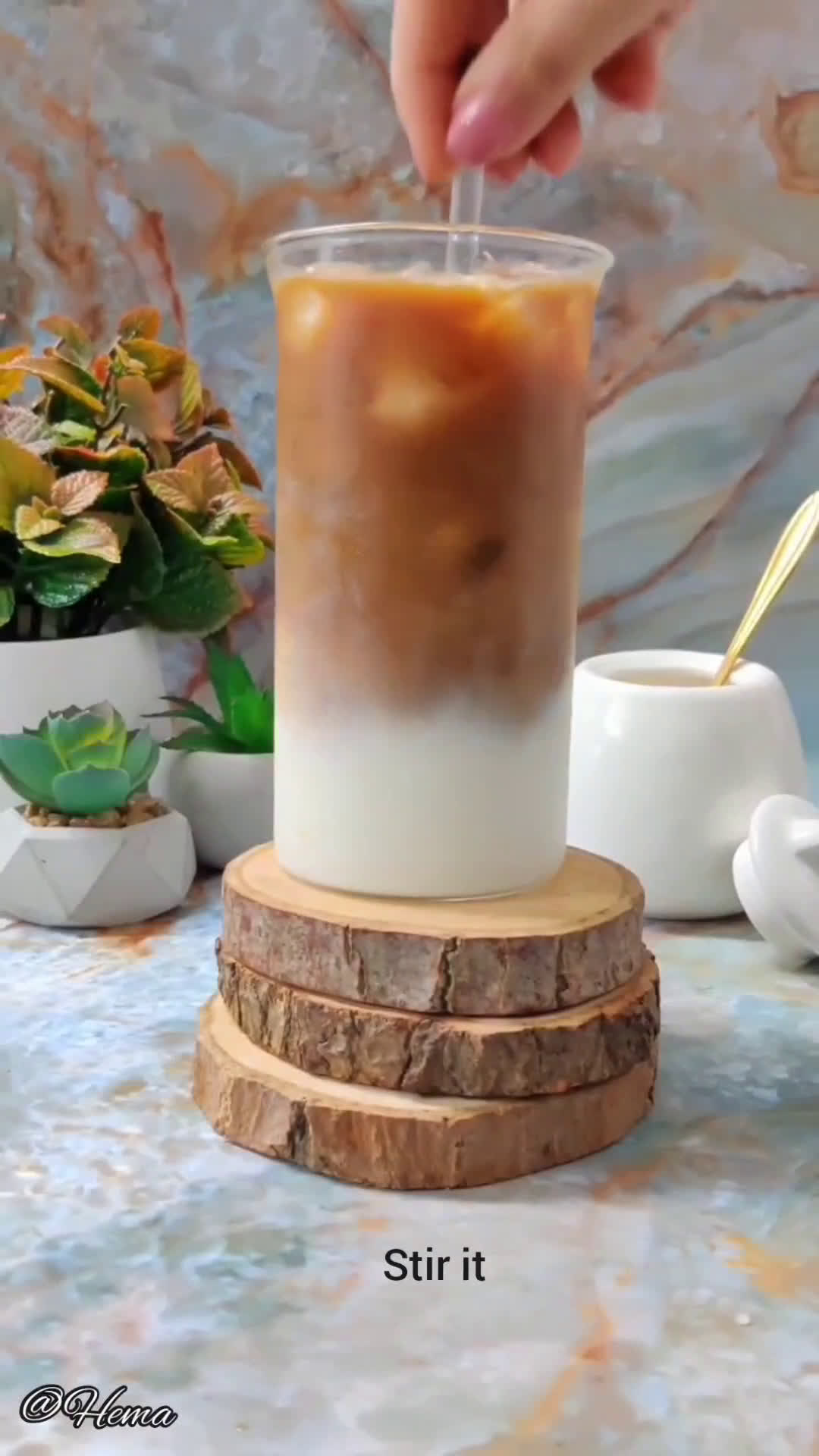 ચોકો વેનીલા કોફી (Choco Vanilla Coffee Recipe In Gujarati) રેસીપી સ્ટેપ2ફોટો