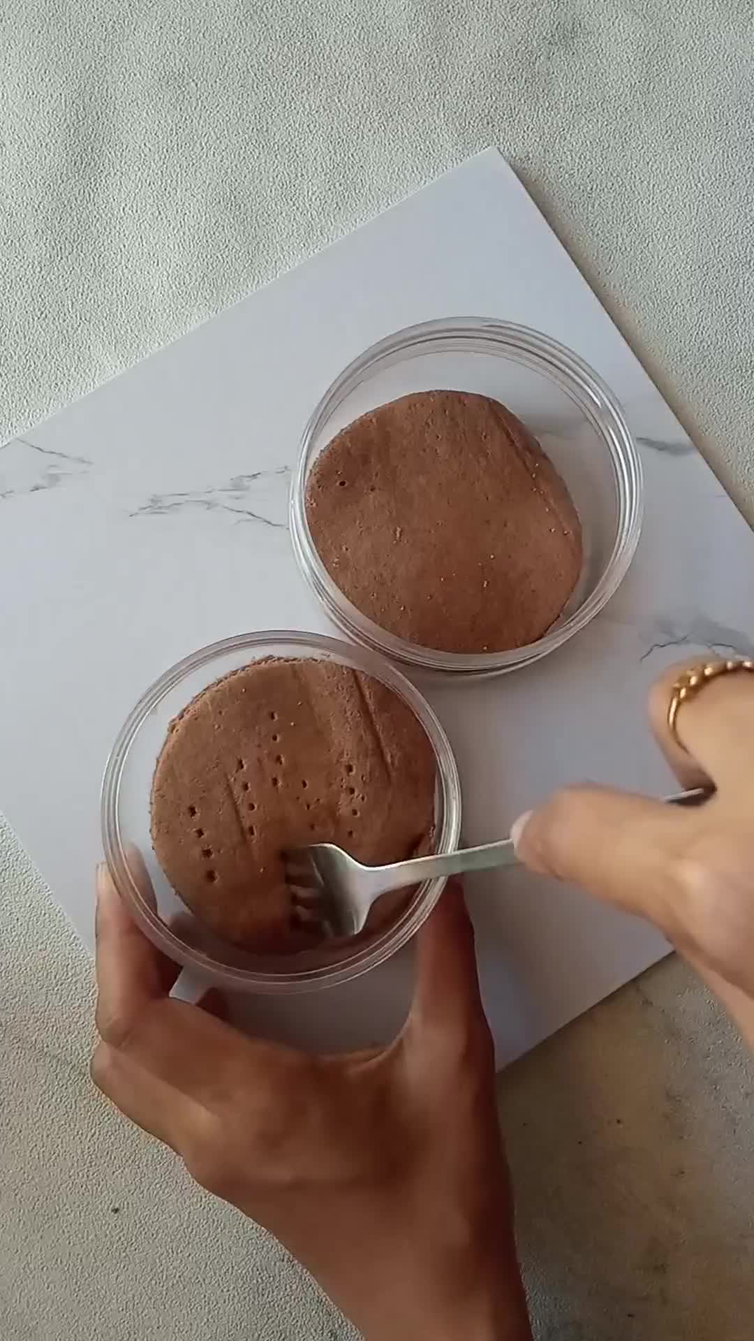 Foto langkah ke 7 dari resep Chocolate Milk Bath Cake (Dessert Box Tanpa Terigu).