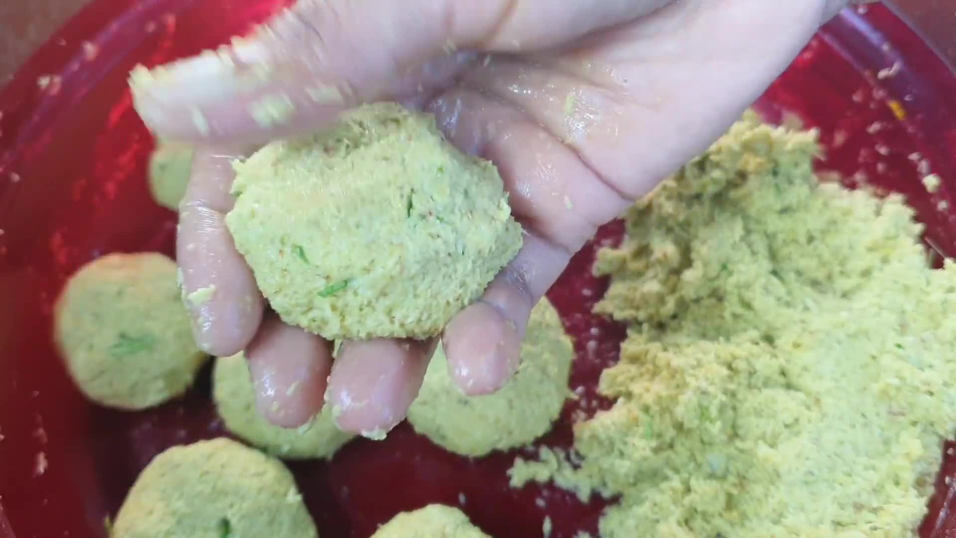 Foto langkah ke 4 dari resep Boh Manok U (Perkedel Kelapa) Khas Aceh.