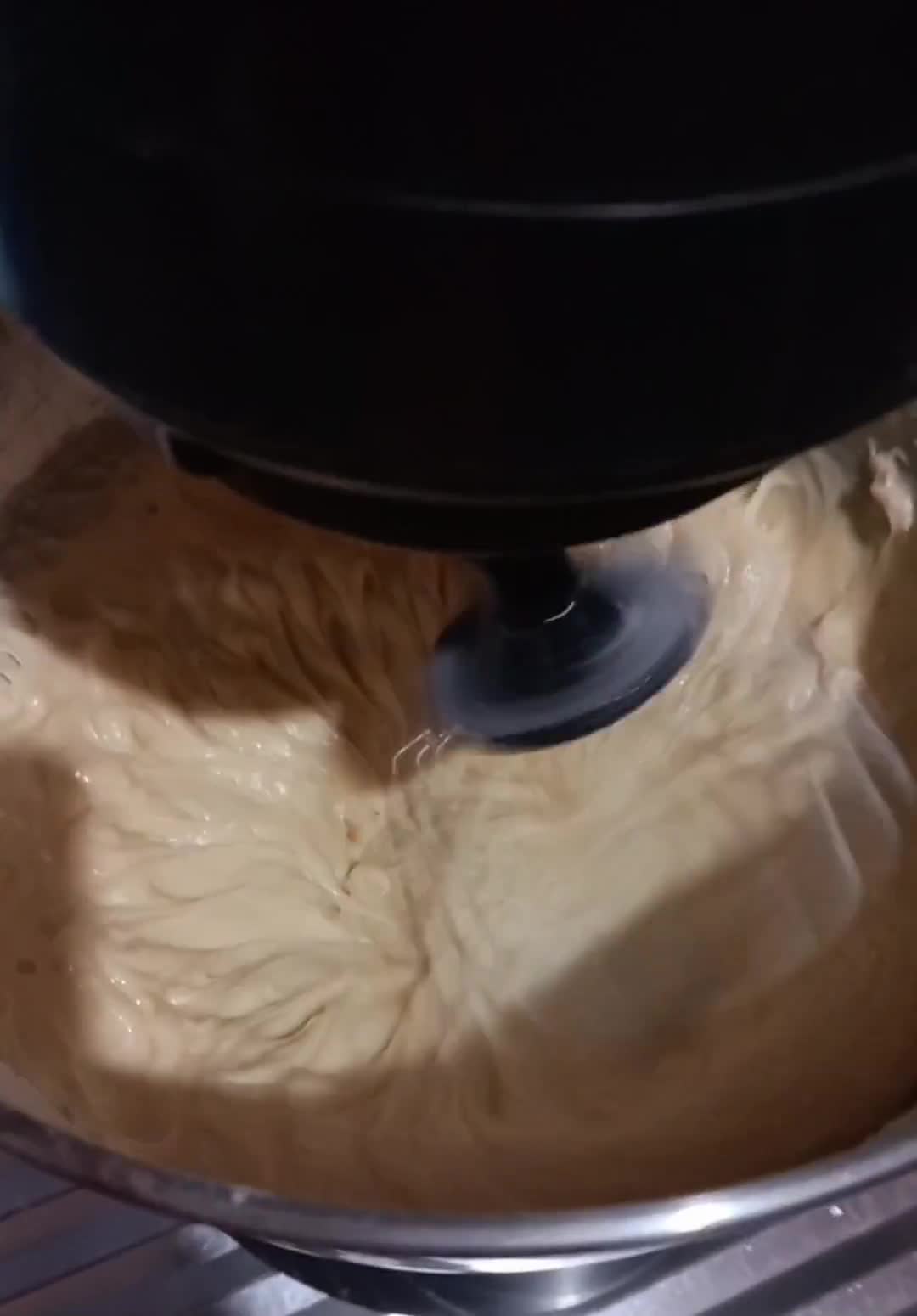 Foto del paso 3 de la receta: Budín de Pera🍐 Y Dulce de Leche🍯