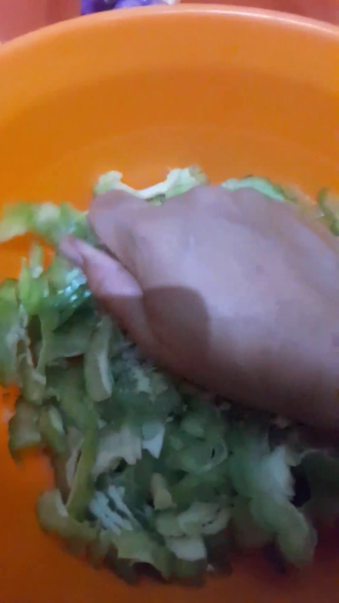 Foto langkah ke 2 dari resep Tumis pare.