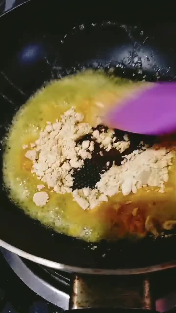 Foto langkah ke 4 dari resep Kembang Kol Saus Telur Asin.