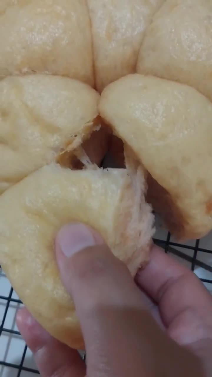Foto langkah ke 12 dari resep Roti Kukus Selai Buah Naga.