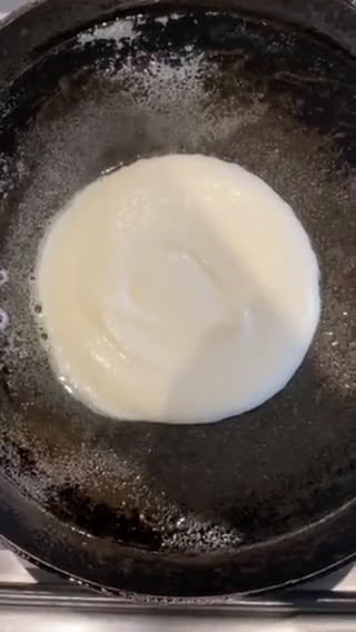Foto del paso 3 de la receta: Hot cakes de harina de arroz sin gluten y sin azúcar