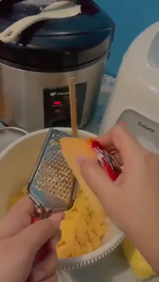 Foto langkah ke 3 dari resep Kue Kastengel (No oven).