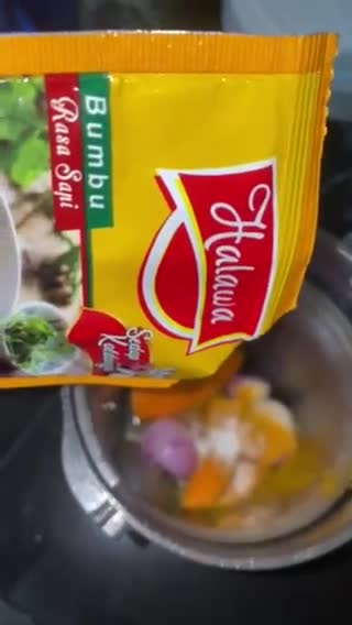 Foto langkah ke 1 dari resep Lele Bumbu Kuning.