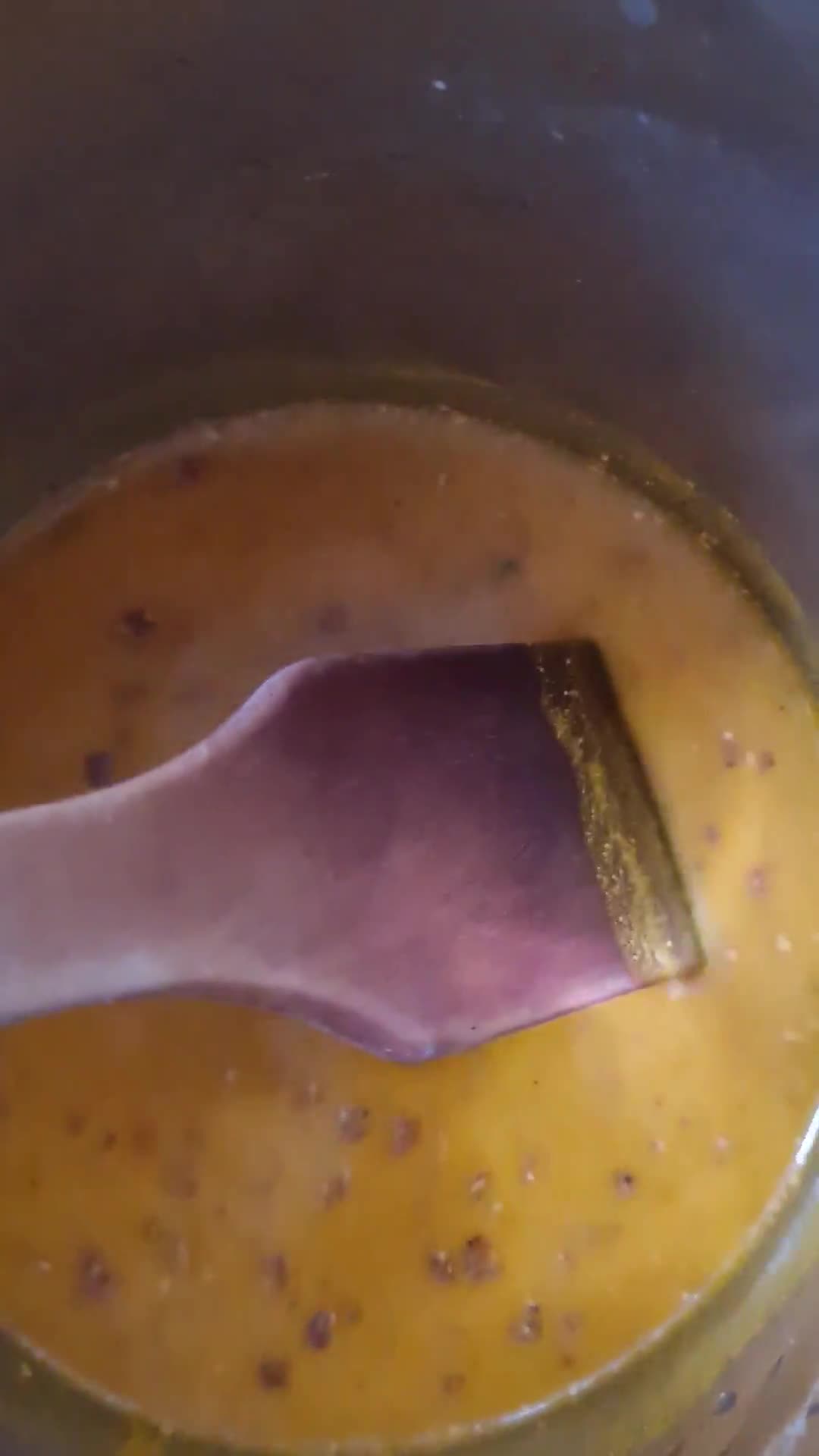 Foto del paso 2 de la receta: Pasta dorada ✨ Pasta de cúrcuma, antinflamatorio natural ✨ un viaje a la India 🇮🇳