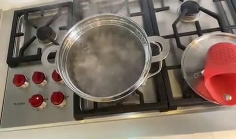 صورة لخطوة 1 من وصفة فيتوتشيني