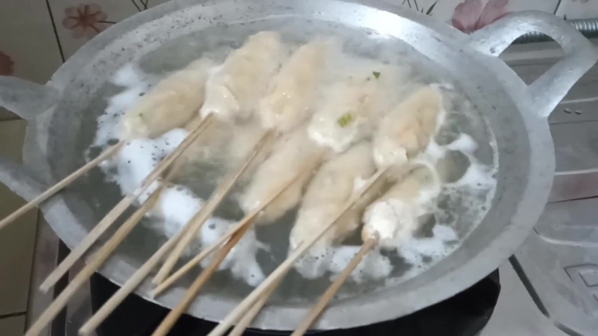 Foto langkah ke 6 dari resep Sempol Tahu Isi Sayur.