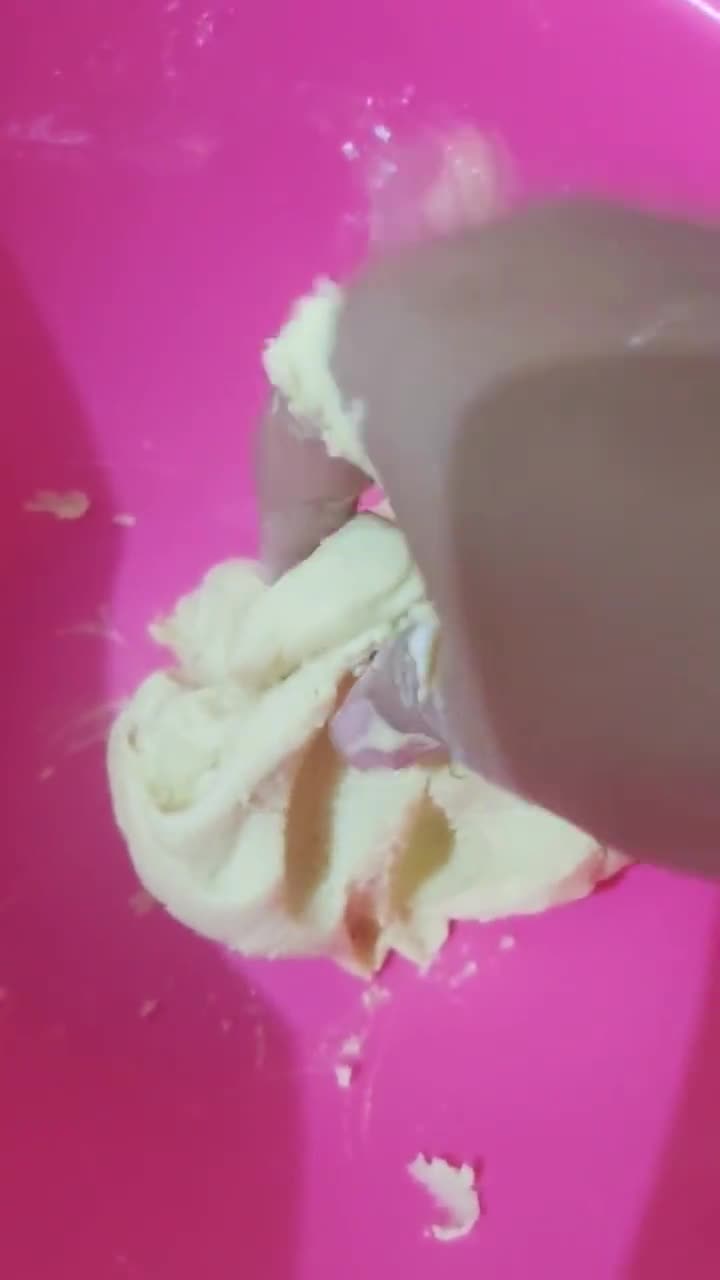 Foto langkah ke 2 dari resep Bolen Tanpa Korsvet.