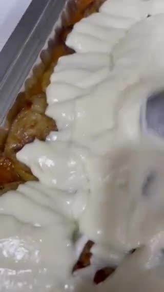 صورة لخطوة 3 من وصفة مسقعة باللحمة المفرومة والبشاميل 👌👌😋😋