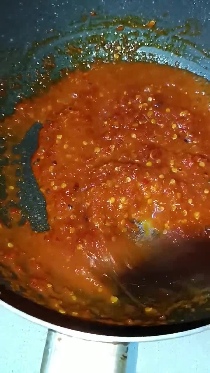Foto langkah ke 2 dari resep Mie goreng kering kacang pedas.