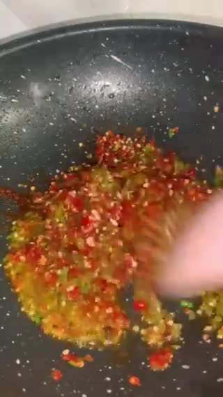 Foto langkah ke 2 dari resep Ayam tumis Cabai.