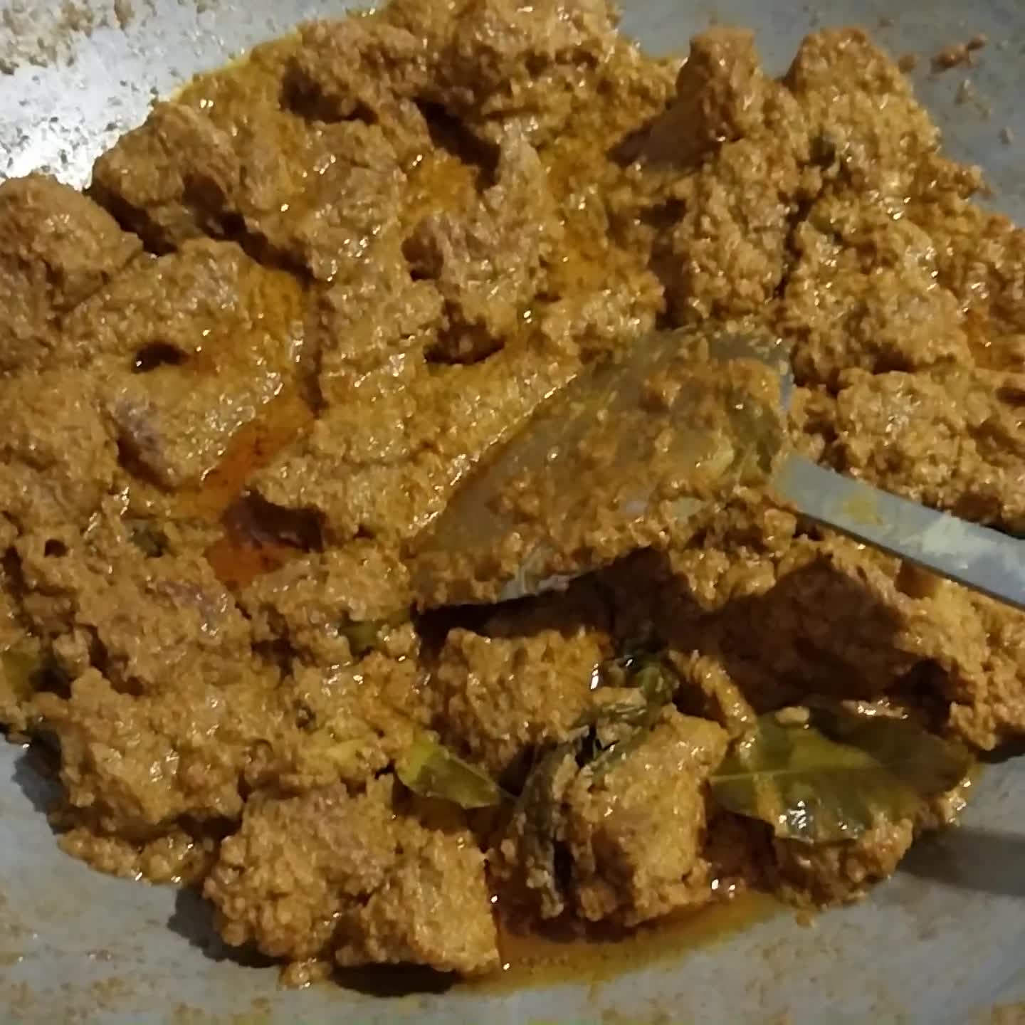 Foto langkah ke 4 dari resep 134. Rendang Daging Sapi|versi dengan Kunyit.